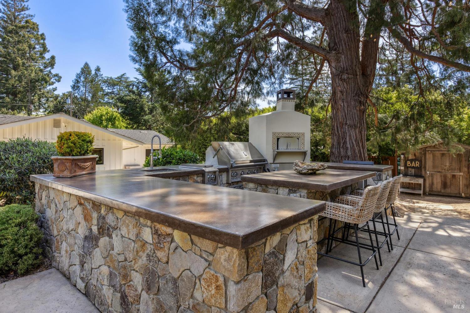Detail Gallery Image 40 of 71 For 1040 Rose Dr, Napa,  CA 94558 - 5 Beds | 4 Baths