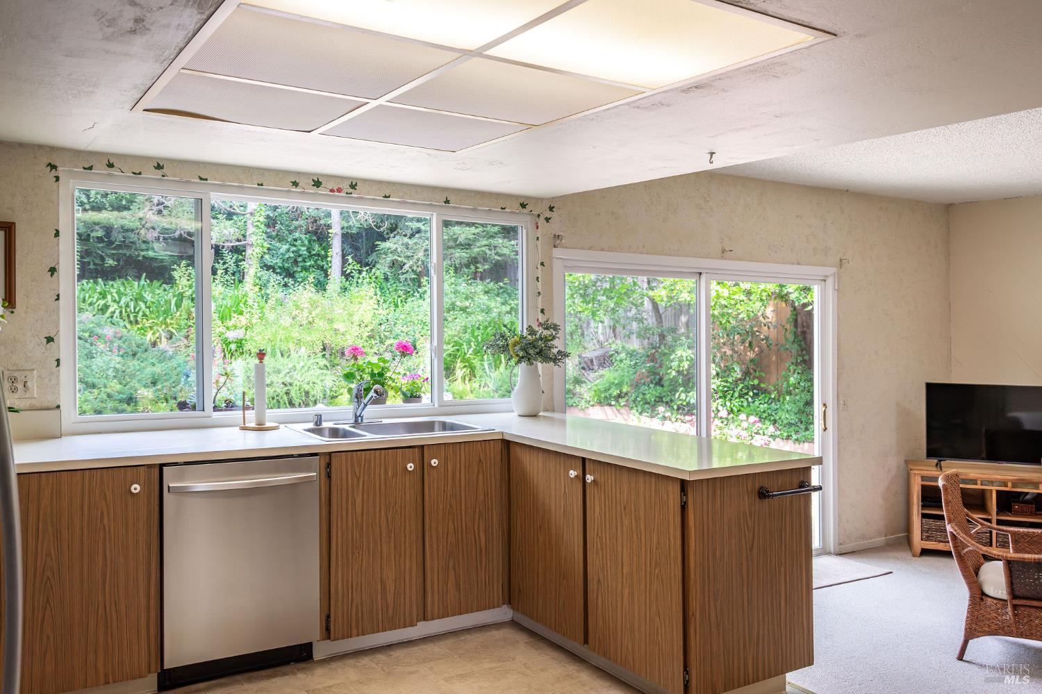 Detail Gallery Image 50 of 58 For 5313 San Luis Ave, Santa Rosa,  CA 95409 - 4 Beds | 2 Baths
