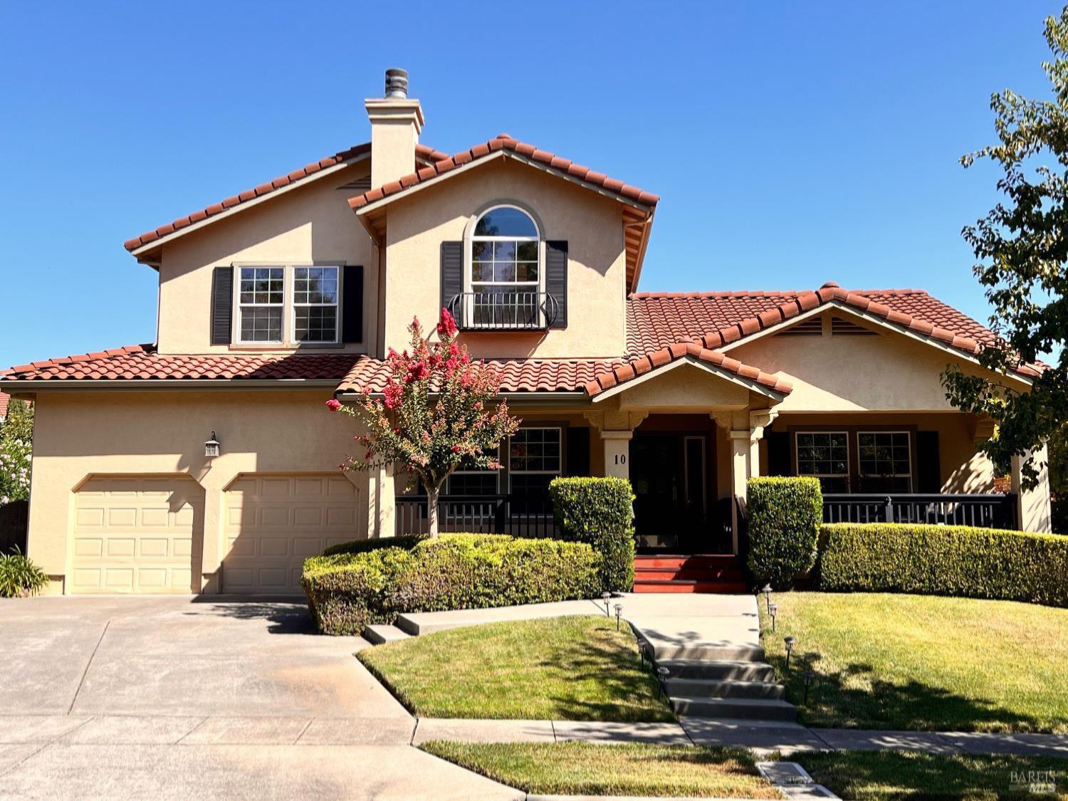 Detail Gallery Image 2 of 66 For 10 Buhman Ct, Napa,  CA 94558 - 5 Beds | 2/1 Baths
