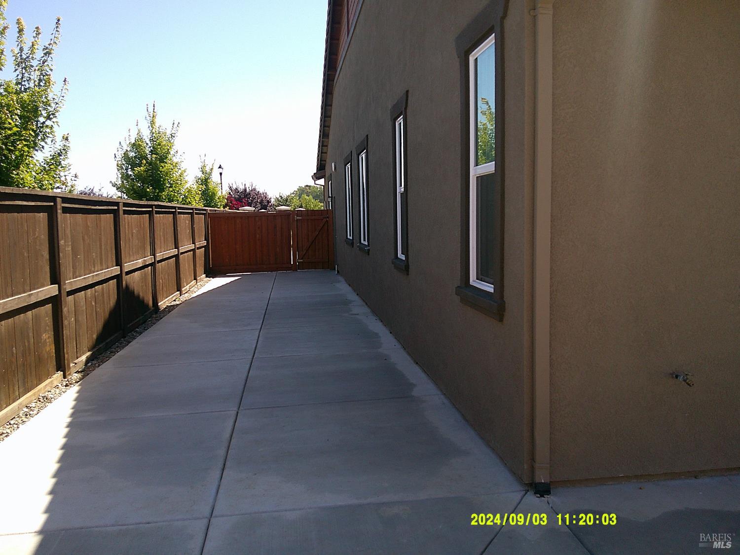 Detail Gallery Image 14 of 16 For 700 Jasmine Ct, Dixon,  CA 95620 - 4 Beds | 3 Baths