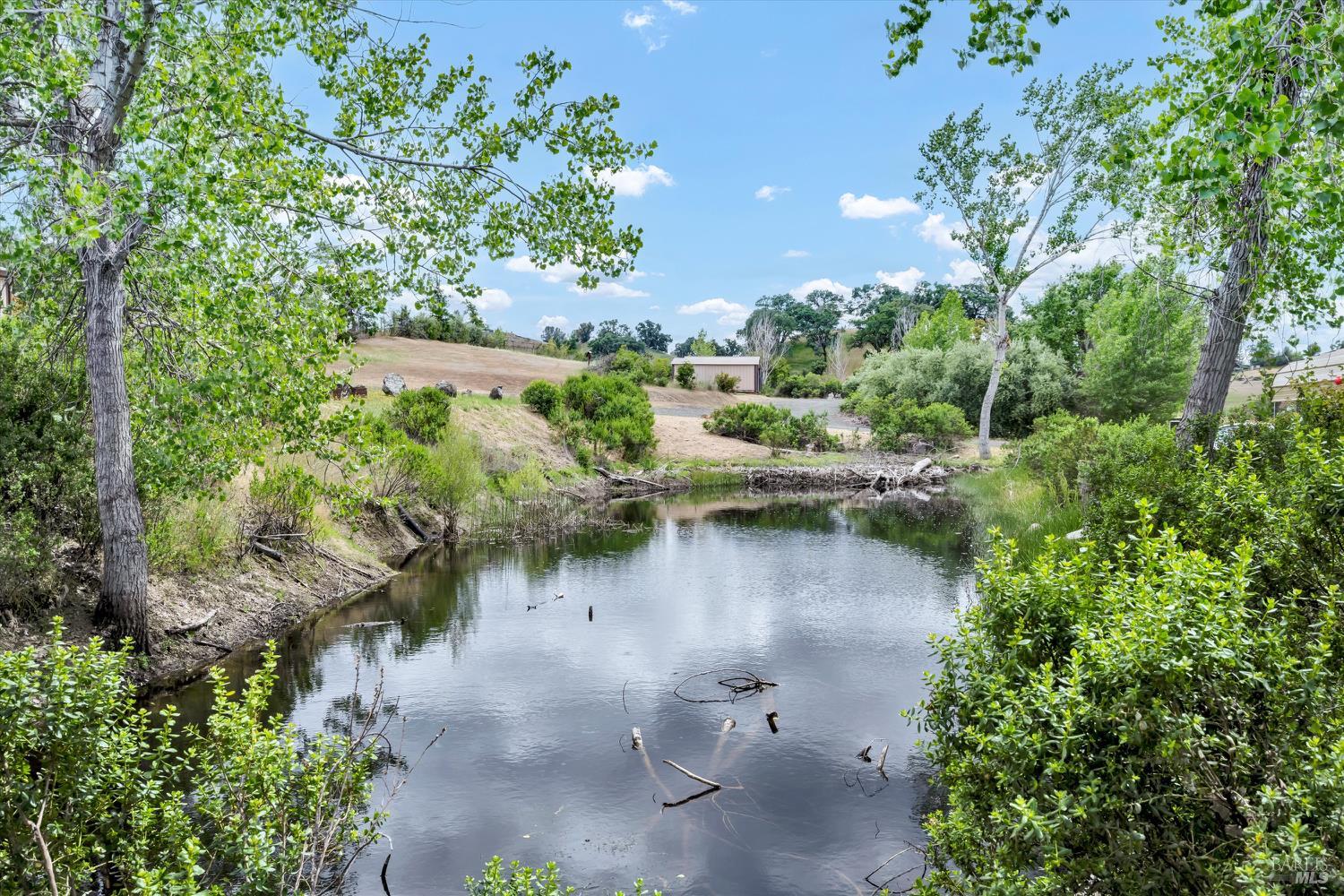 Detail Gallery Image 3 of 46 For 4538 Hill Rd, Lakeport,  CA 95453 - 2 Beds | 2 Baths