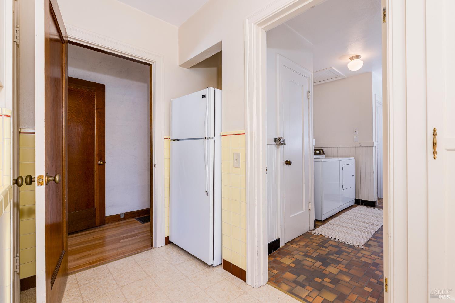 Detail Gallery Image 21 of 52 For 31 Laurel Ave, Petaluma,  CA 94952 - 2 Beds | 1/1 Baths