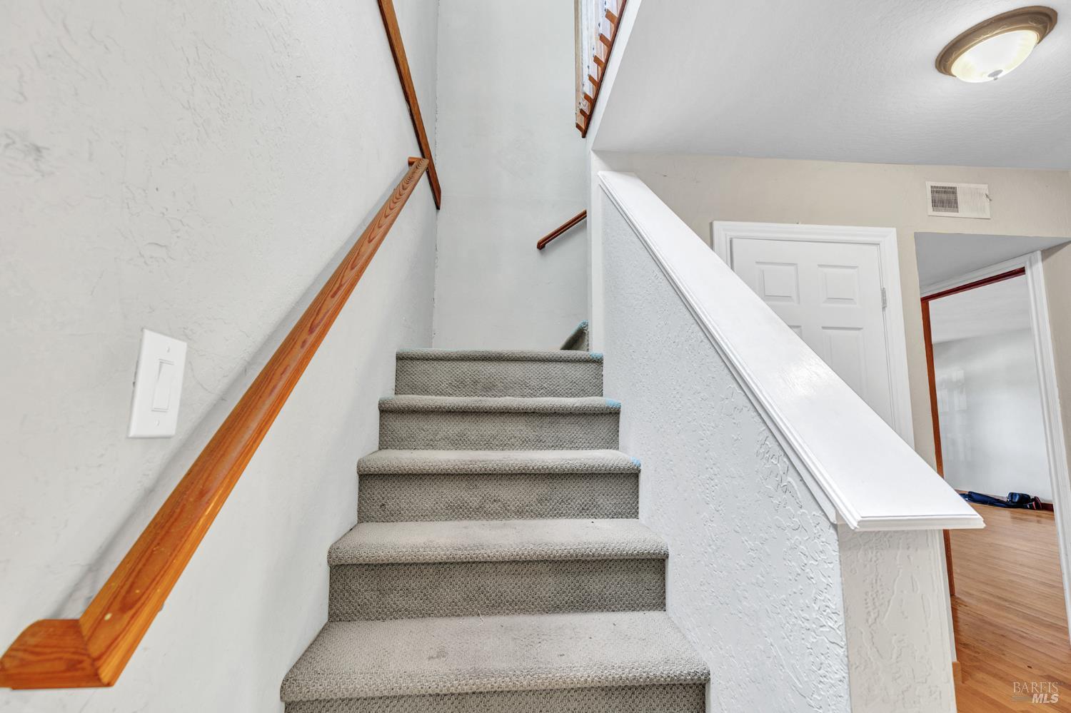 Detail Gallery Image 18 of 45 For 845 W K St, Benicia,  CA 94510 - 3 Beds | 2 Baths