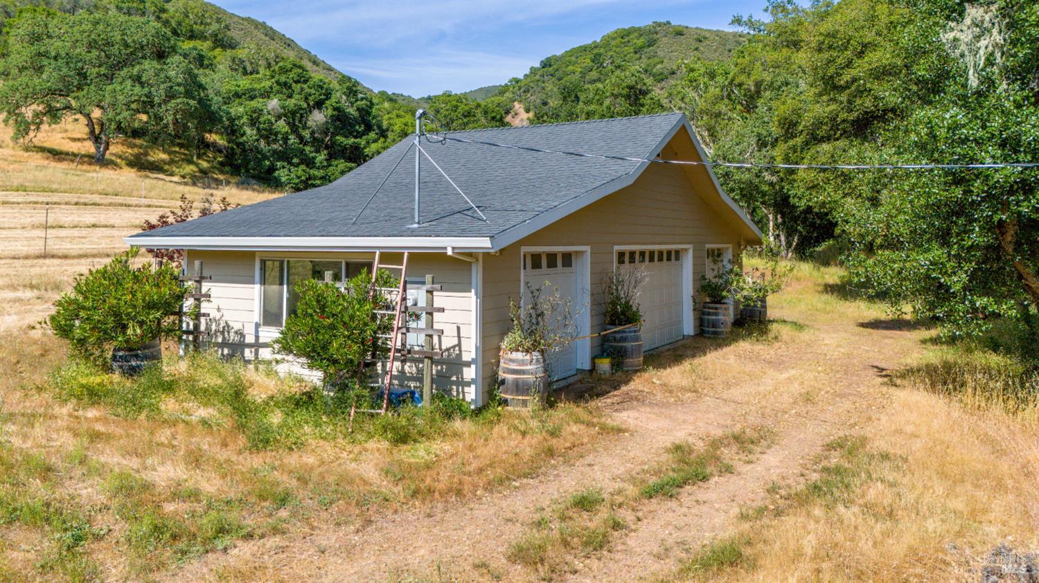 Detail Gallery Image 43 of 55 For 5081 Highway 175 Unkn, Hopland,  CA 95449 - 3 Beds | 2 Baths