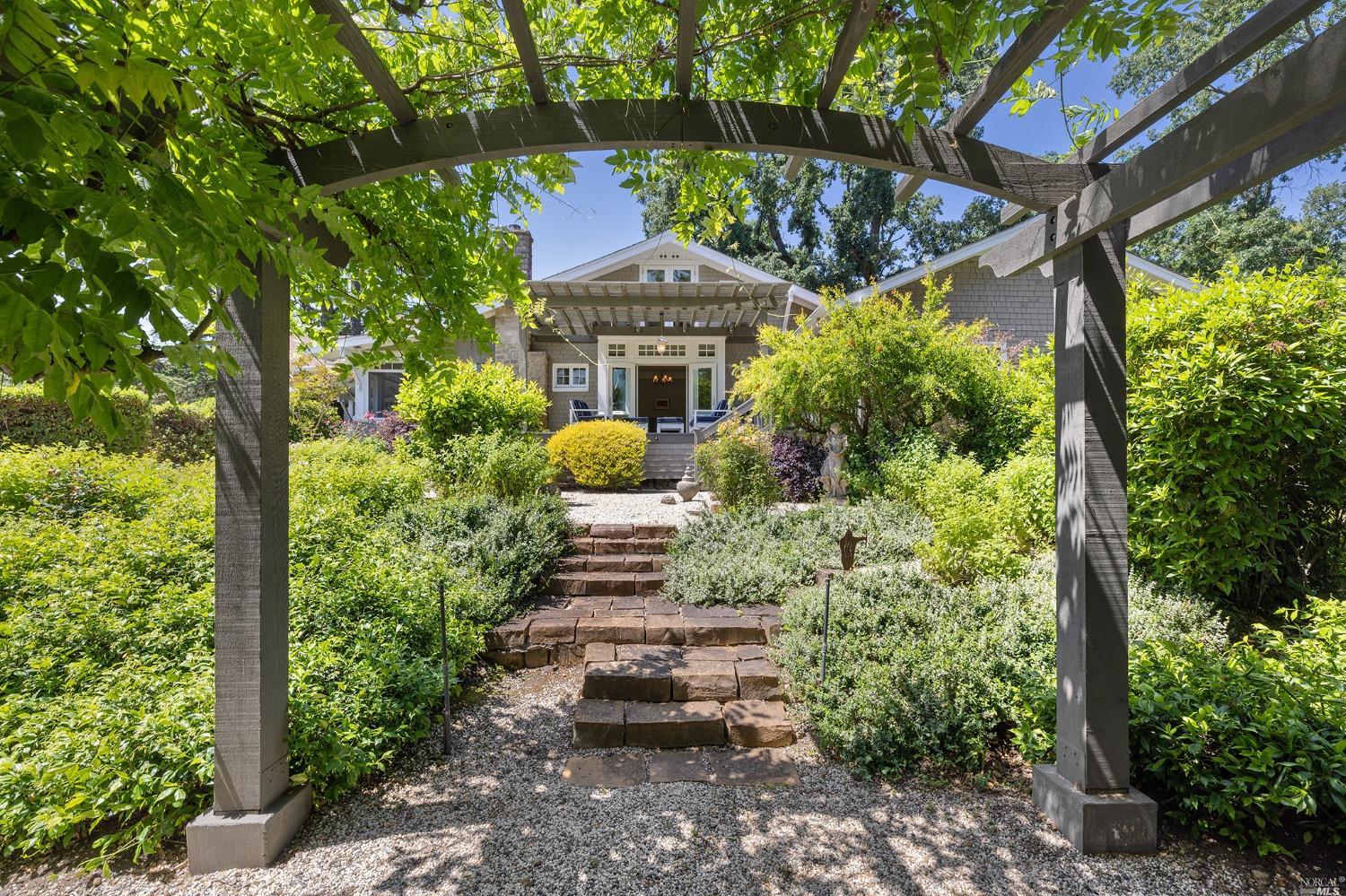 Detail Gallery Image 47 of 94 For 880 W Agua Caliente Rd, Sonoma,  CA 95476 - 4 Beds | 3 Baths