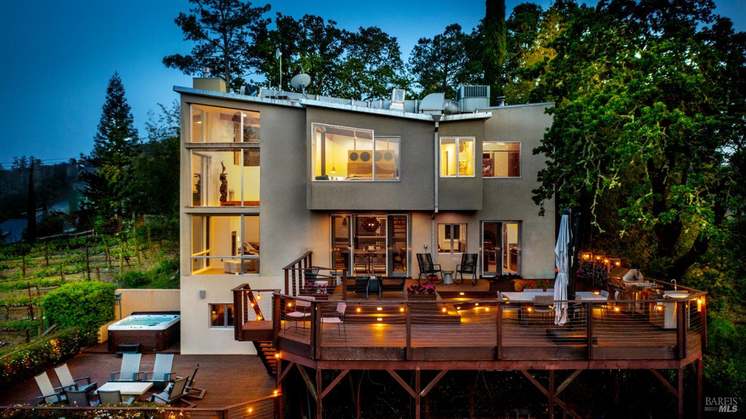 Detail Gallery Image 61 of 69 For 4982 W Soda Rock Ln, Healdsburg,  CA 95448 - 4 Beds | 3/1 Baths