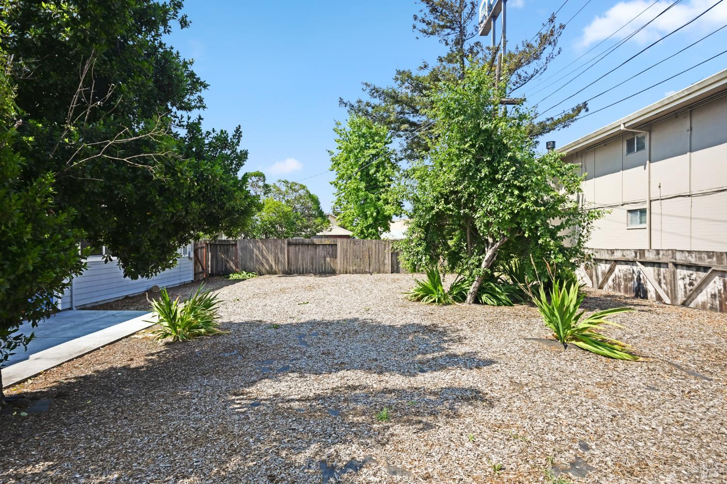 Detail Gallery Image 28 of 30 For 1313 Mcneil Ave, Petaluma,  CA 94954 - 3 Beds | 1 Baths
