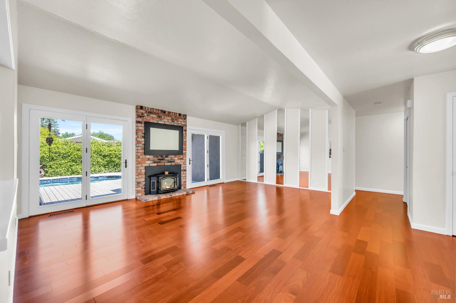 Detail Gallery Image 6 of 33 For 3730 Ruston Ln, Napa,  CA 94558 - 4 Beds | 2 Baths
