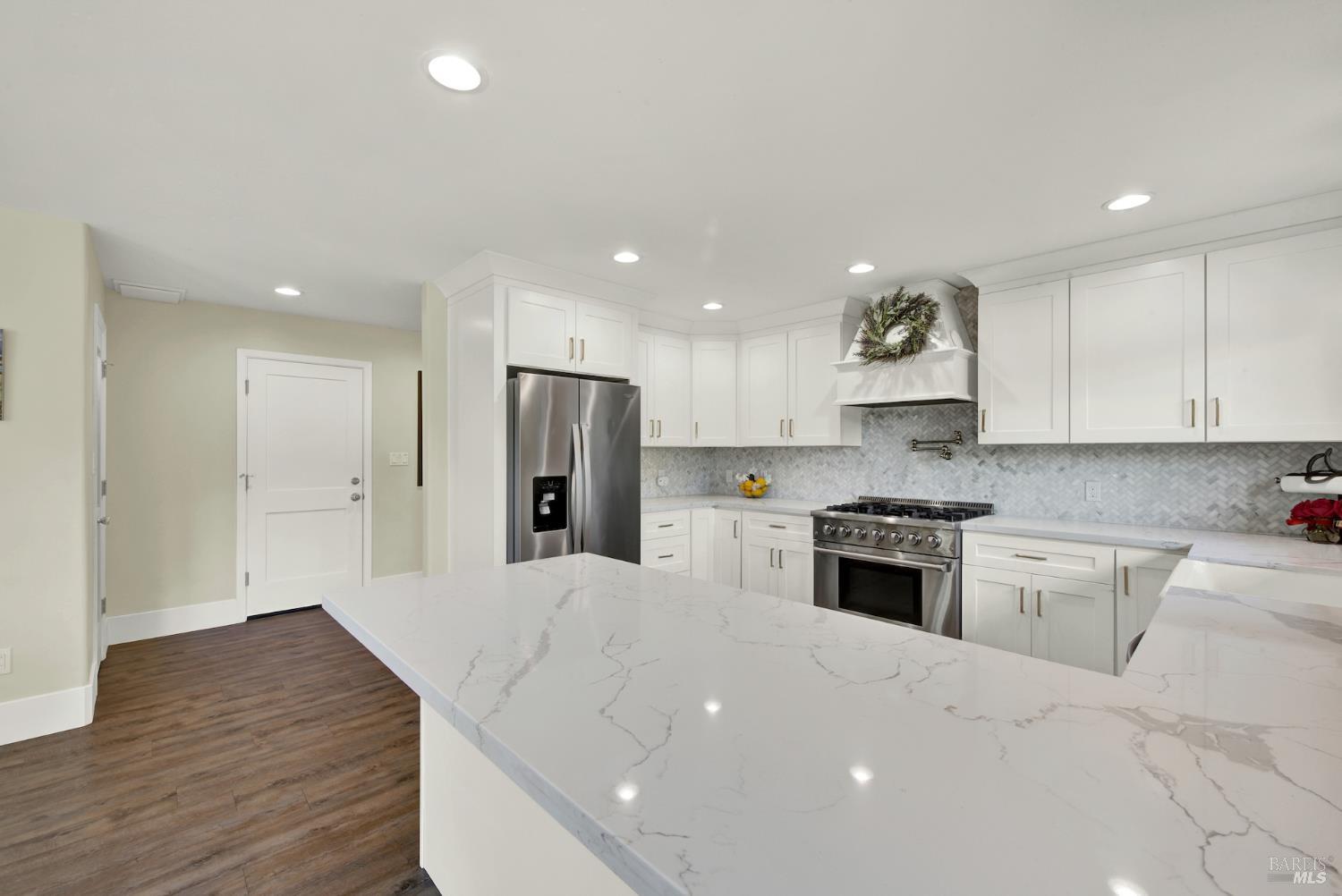 Detail Gallery Image 32 of 98 For 6869 Steiger Hill Rd, Vacaville,  CA 95688 - 4 Beds | 3 Baths