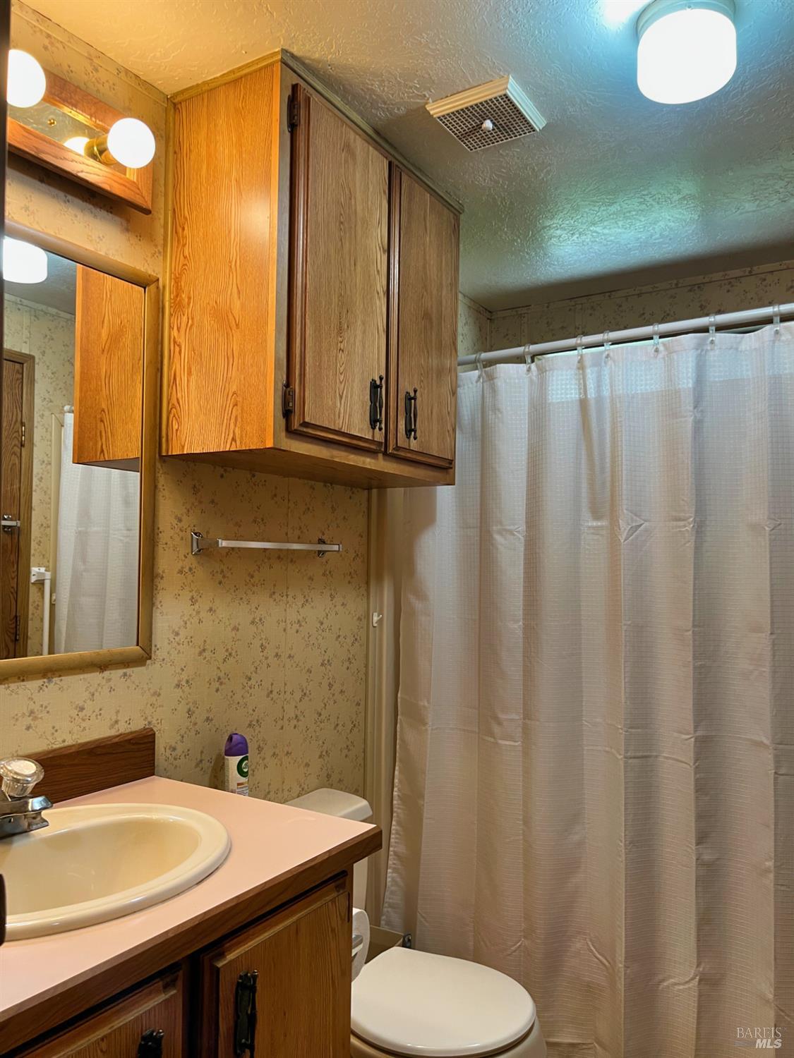 Detail Gallery Image 12 of 28 For 24 Blanco Pl, Ukiah,  CA 95482 - 2 Beds | 2 Baths
