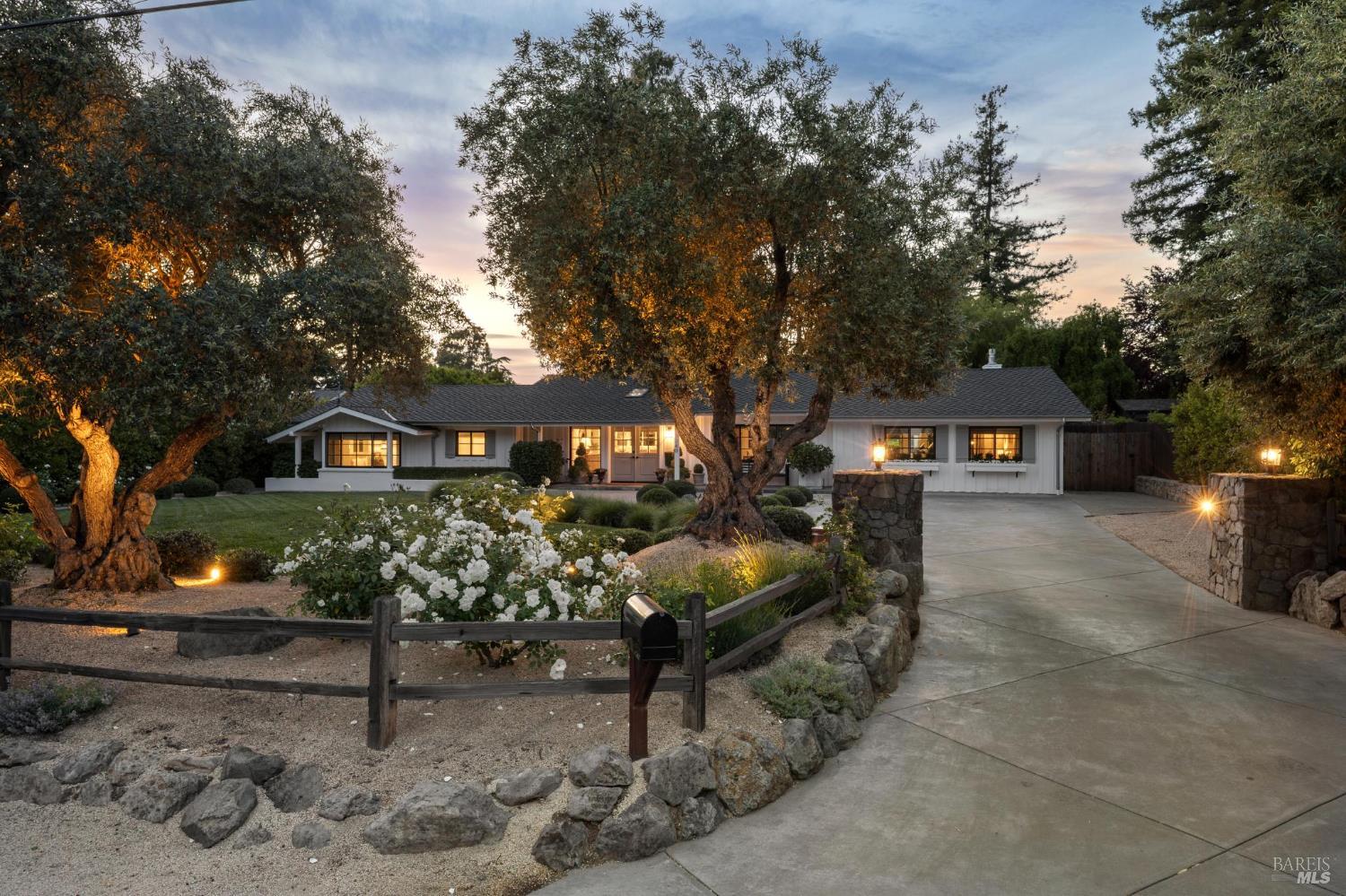 Detail Gallery Image 1 of 71 For 1040 Rose Dr, Napa,  CA 94558 - 5 Beds | 4 Baths