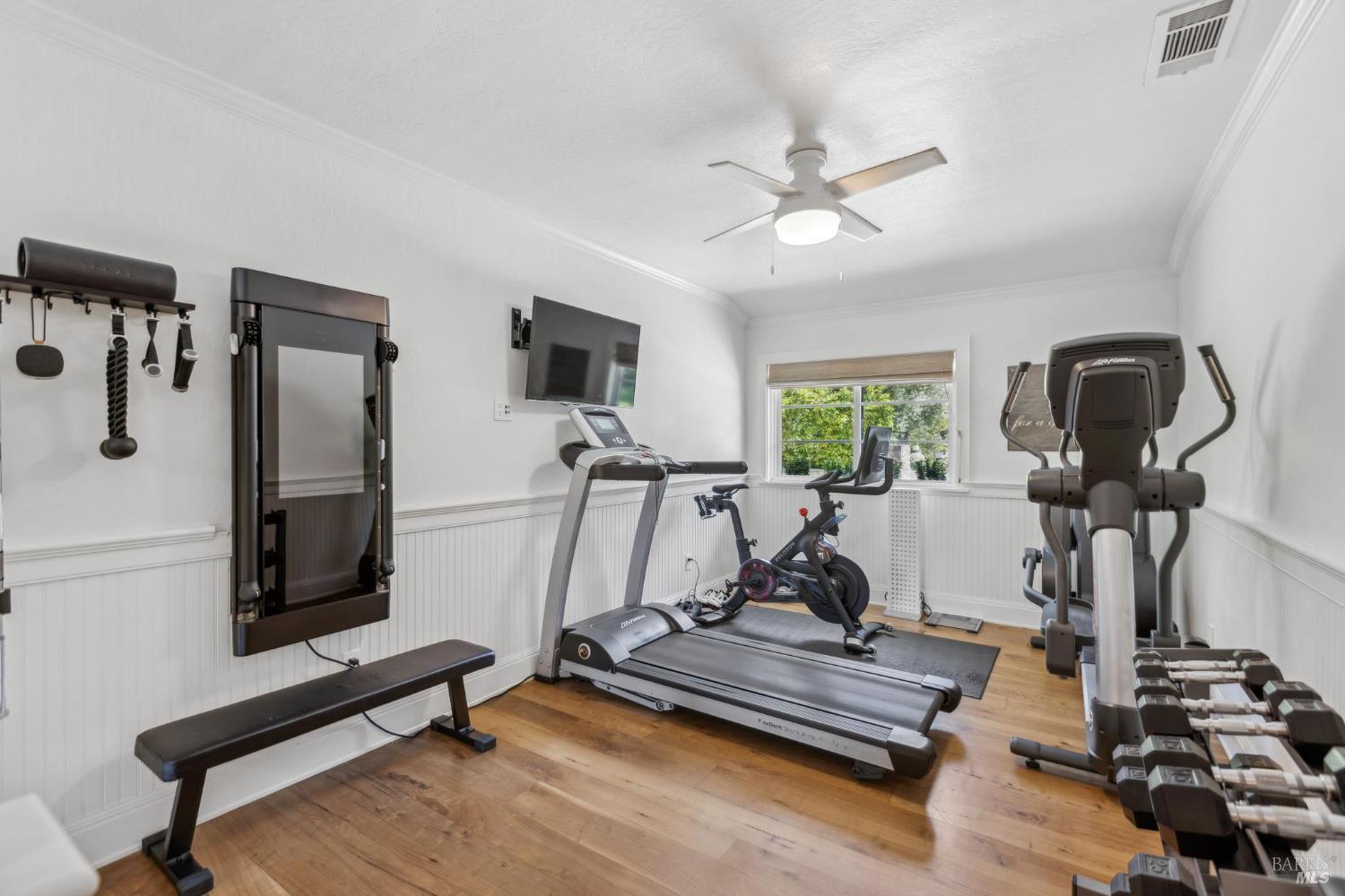 Detail Gallery Image 34 of 71 For 1040 Rose Dr, Napa,  CA 94558 - 5 Beds | 4 Baths
