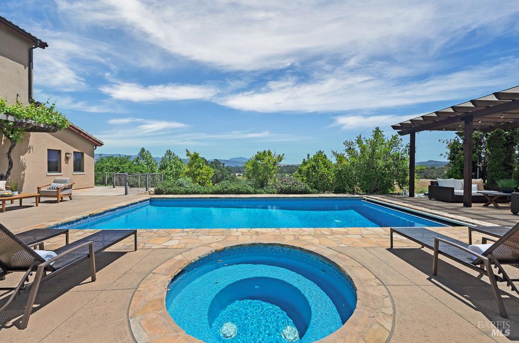 Detail Gallery Image 31 of 62 For Address Is Not Disclosed, Healdsburg,  CA 95448 - 3 Beds | 3/3 Baths