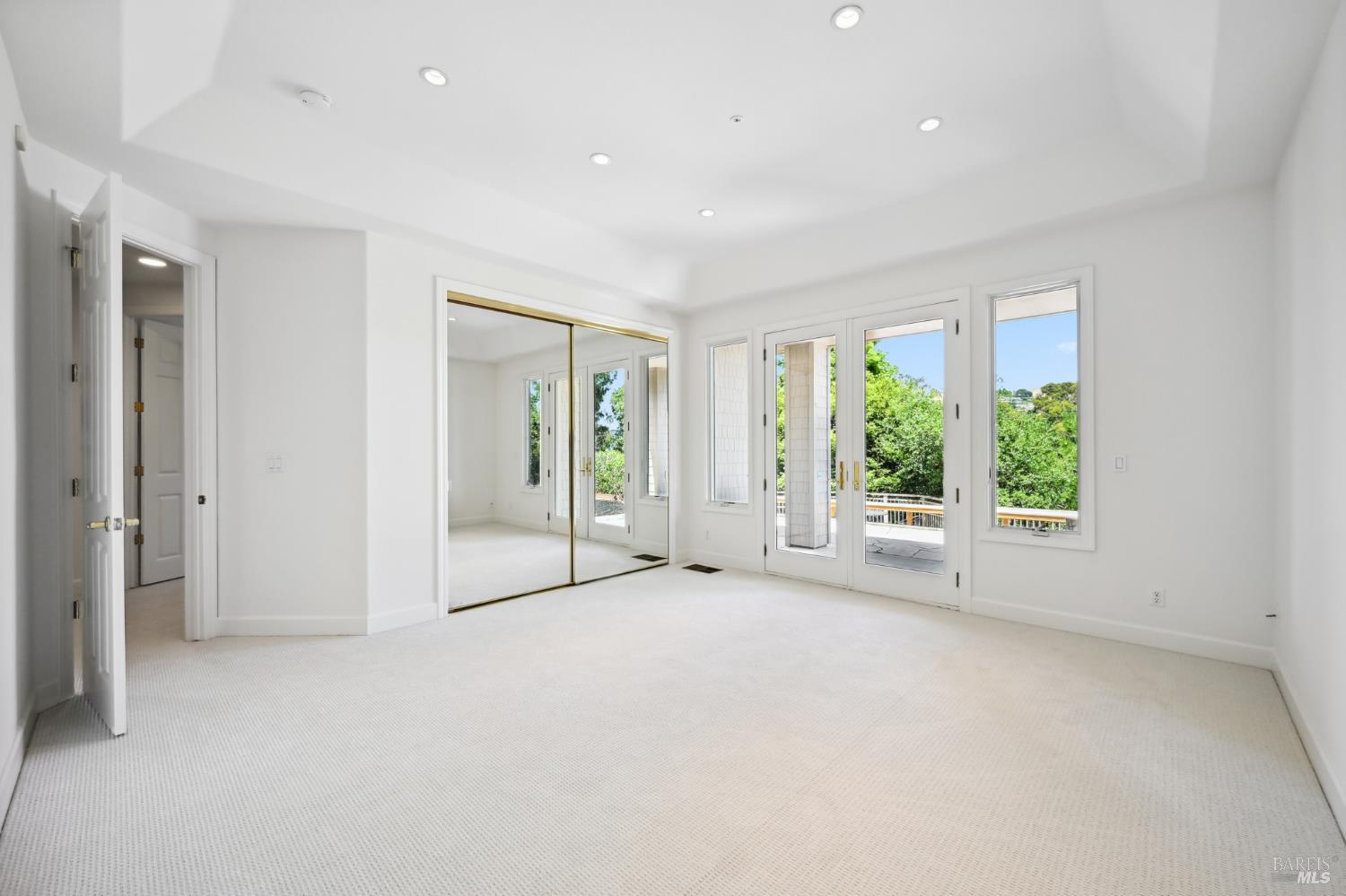 Detail Gallery Image 61 of 65 For 110 Monterey Dr, Tiburon,  CA 94920 - 5 Beds | 4/1 Baths