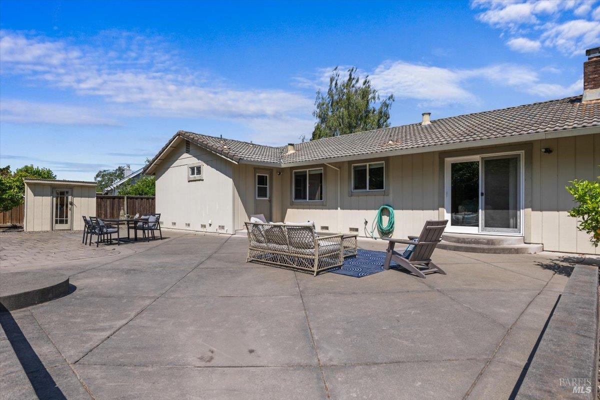 Detail Gallery Image 46 of 52 For 160 Moll Dr, Windsor,  CA 95492 - 3 Beds | 2 Baths