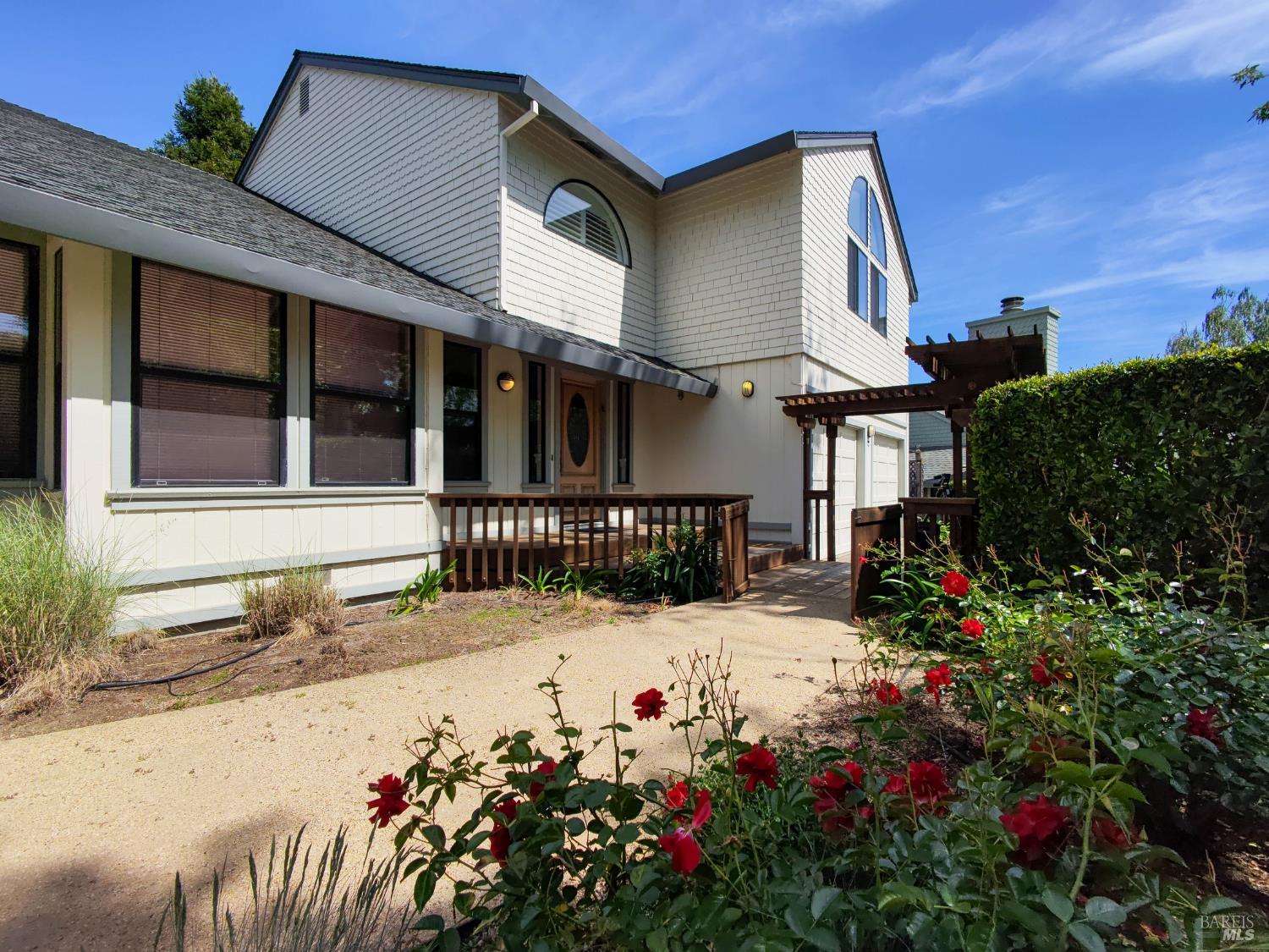 Detail Gallery Image 18 of 27 For 12 Greenfield Ct, Mill Valley,  CA 94941 - 4 Beds | 3/1 Baths
