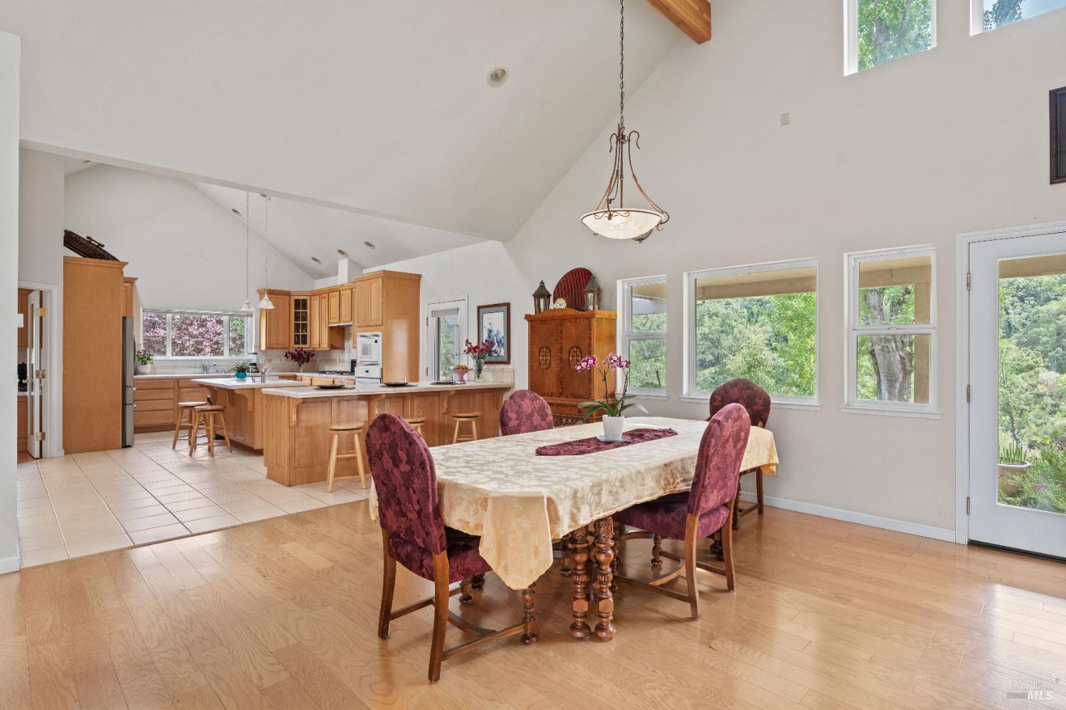 Detail Gallery Image 7 of 55 For 5081 Highway 175 Unkn, Hopland,  CA 95449 - 3 Beds | 2 Baths
