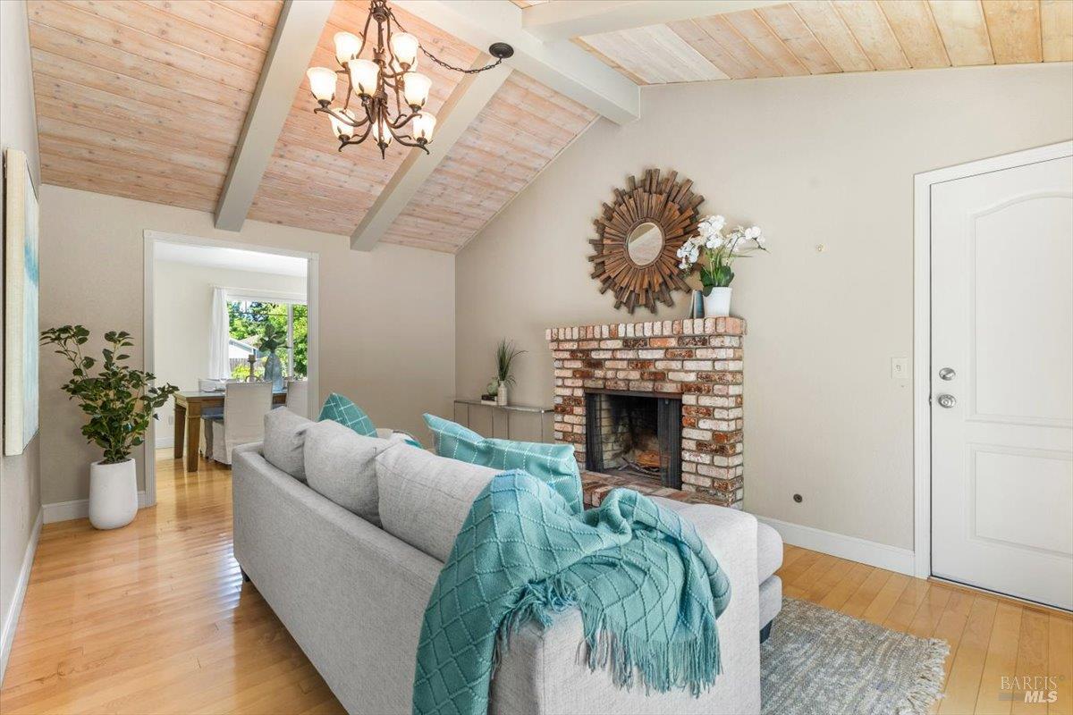 Detail Gallery Image 26 of 52 For 160 Moll Dr, Windsor,  CA 95492 - 3 Beds | 2 Baths