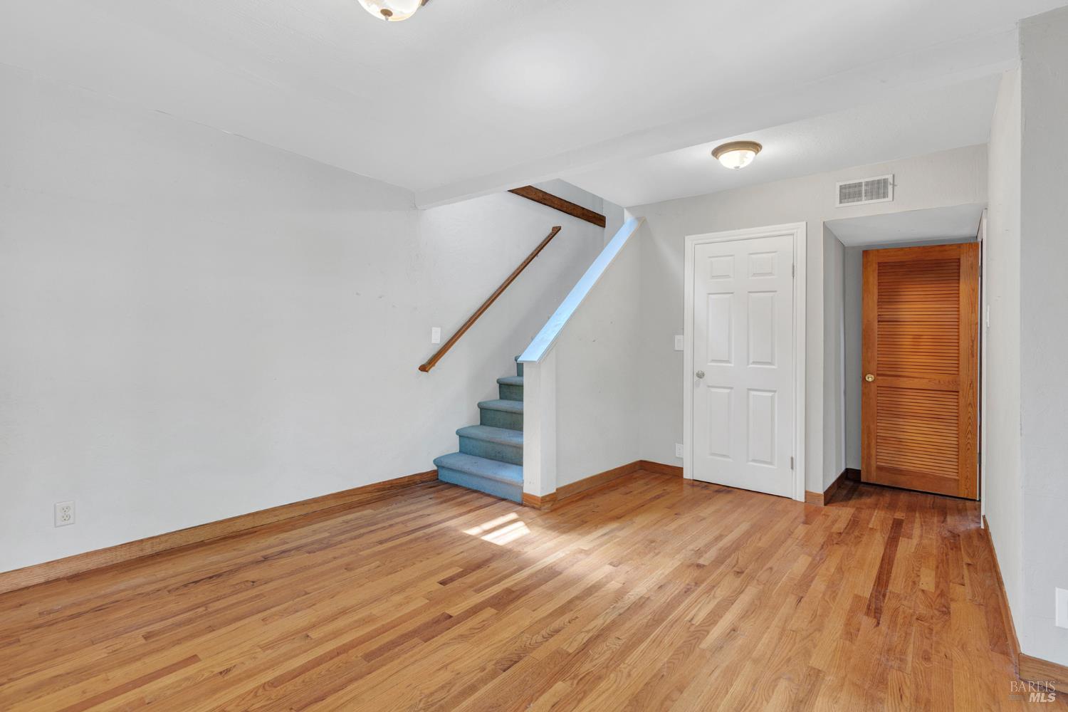 Detail Gallery Image 19 of 45 For 845 W K St, Benicia,  CA 94510 - 3 Beds | 2 Baths