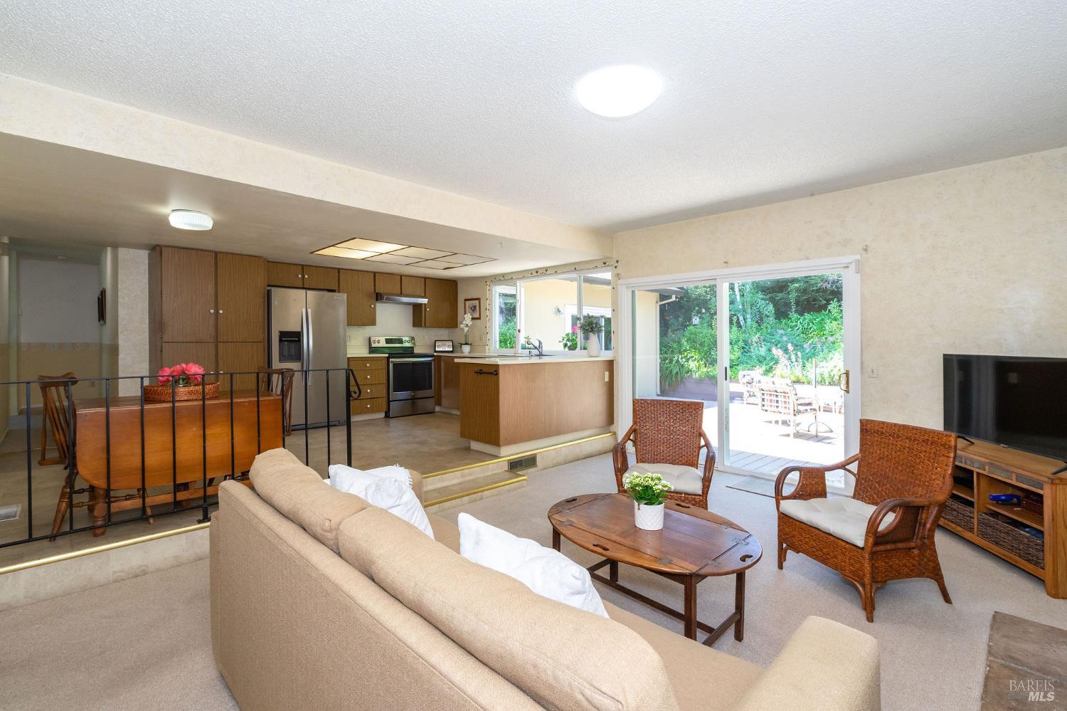 Detail Gallery Image 51 of 58 For 5313 San Luis Ave, Santa Rosa,  CA 95409 - 4 Beds | 2 Baths