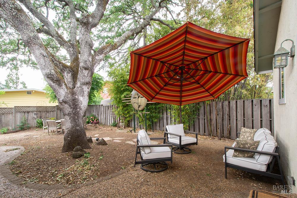 Detail Gallery Image 19 of 20 For 293 Siesta Way, Sonoma,  CA 95476 - 3 Beds | 2 Baths