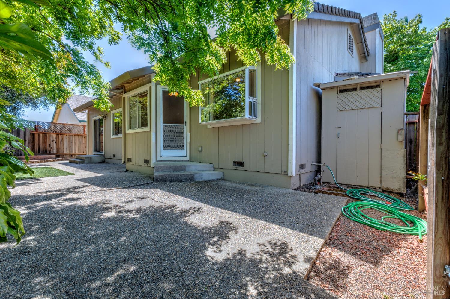 Detail Gallery Image 29 of 40 For 2269 Dancing Penny Way, Santa Rosa,  CA 95403 - 3 Beds | 2 Baths