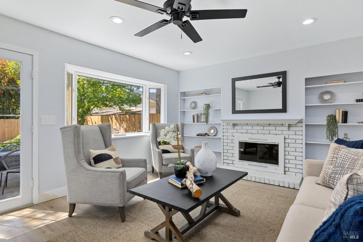 Detail Gallery Image 22 of 47 For 1007 Harold Ln, Healdsburg,  CA 95448 - 4 Beds | 2 Baths