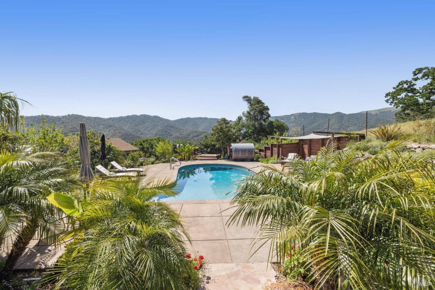 Detail Gallery Image 36 of 56 For 104 Eagle Dr, Novato,  CA 94949 - 4 Beds | 3 Baths