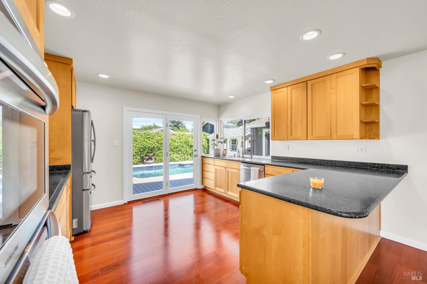Detail Gallery Image 11 of 33 For 3730 Ruston Ln, Napa,  CA 94558 - 4 Beds | 2 Baths