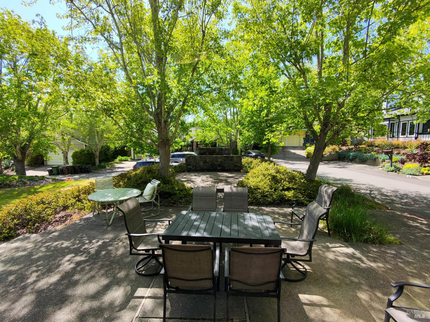 Detail Gallery Image 23 of 27 For 12 Greenfield Ct, Mill Valley,  CA 94941 - 4 Beds | 3/1 Baths
