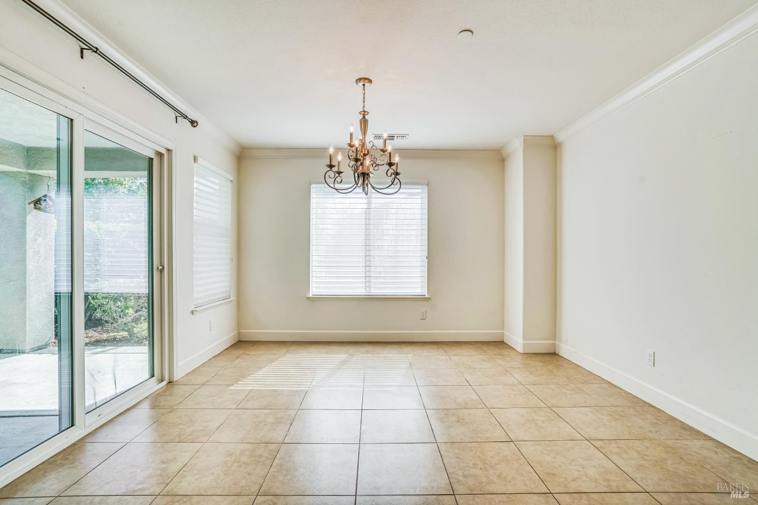 Detail Gallery Image 11 of 29 For 305 Birch Ridge Dr, Rio Vista,  CA 94571 - 2 Beds | 2 Baths