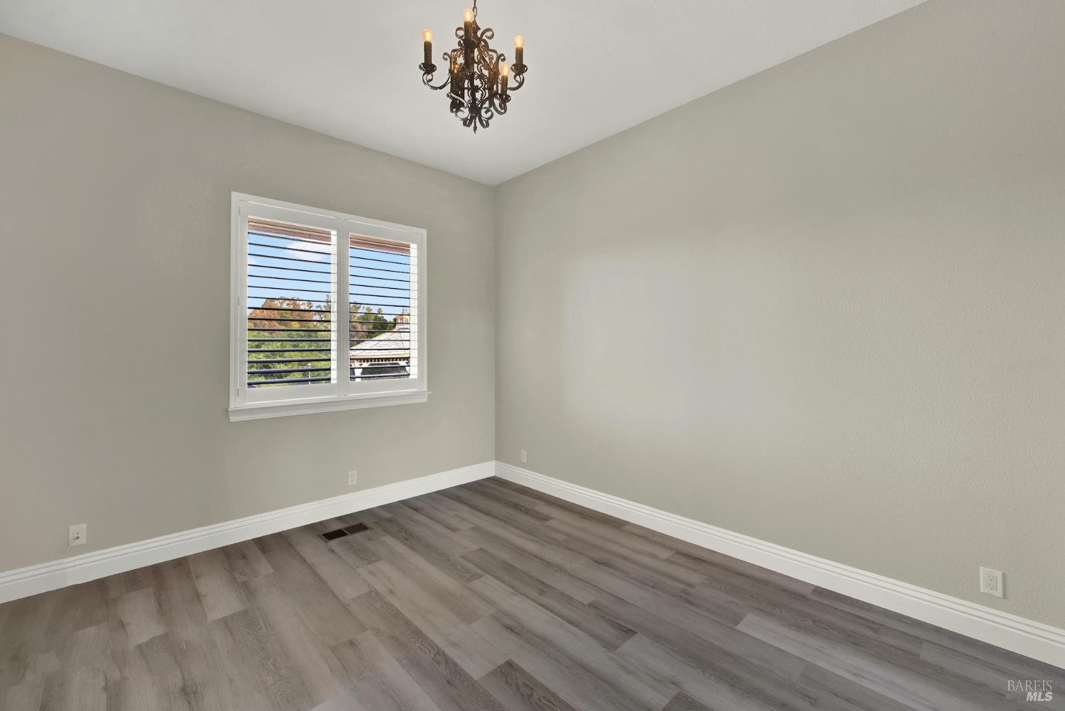 Detail Gallery Image 45 of 99 For 7125 Solitude Ct, Vacaville,  CA 95688 - 5 Beds | 4 Baths