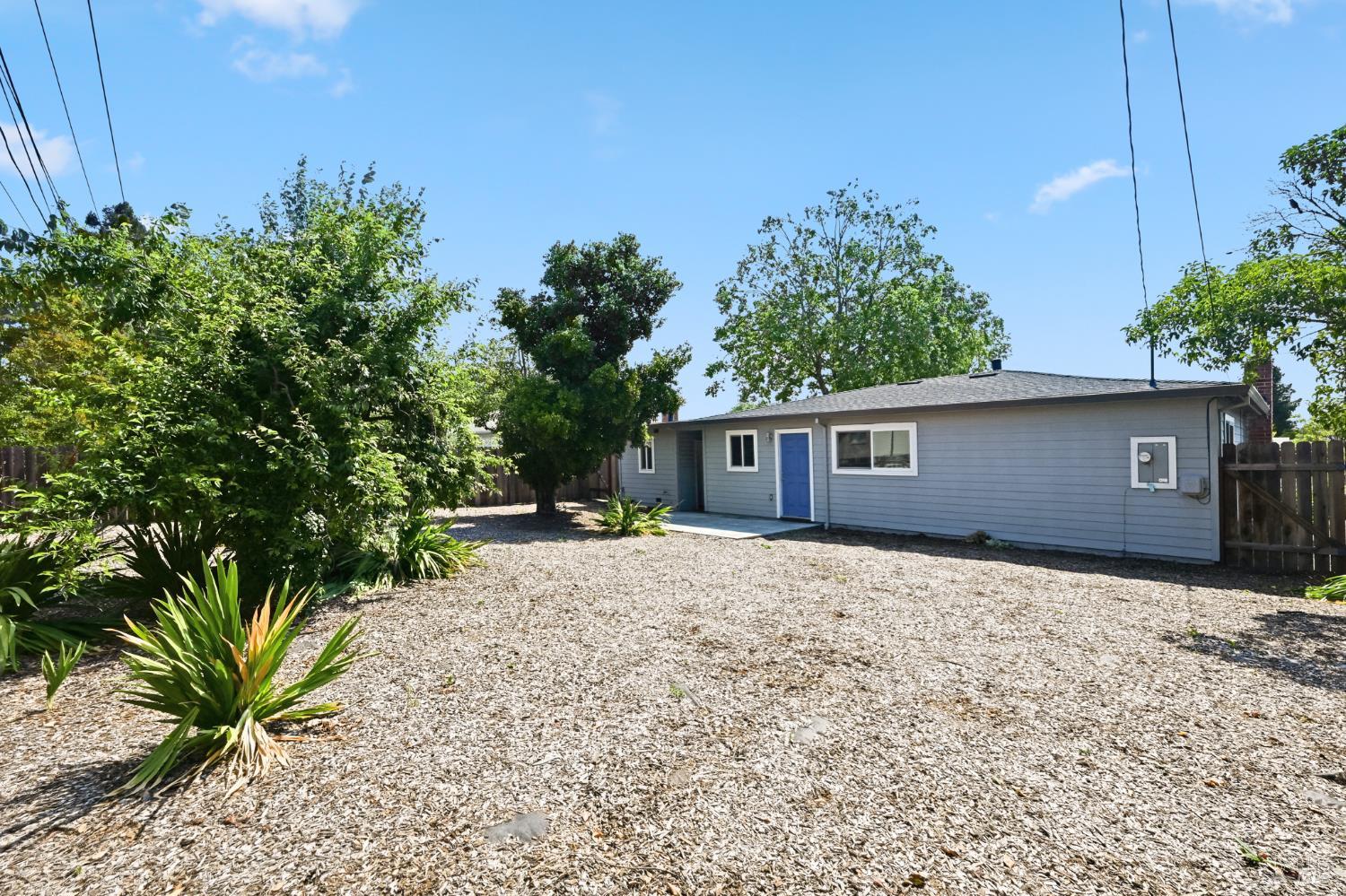 Detail Gallery Image 26 of 30 For 1313 Mcneil Ave, Petaluma,  CA 94954 - 3 Beds | 1 Baths