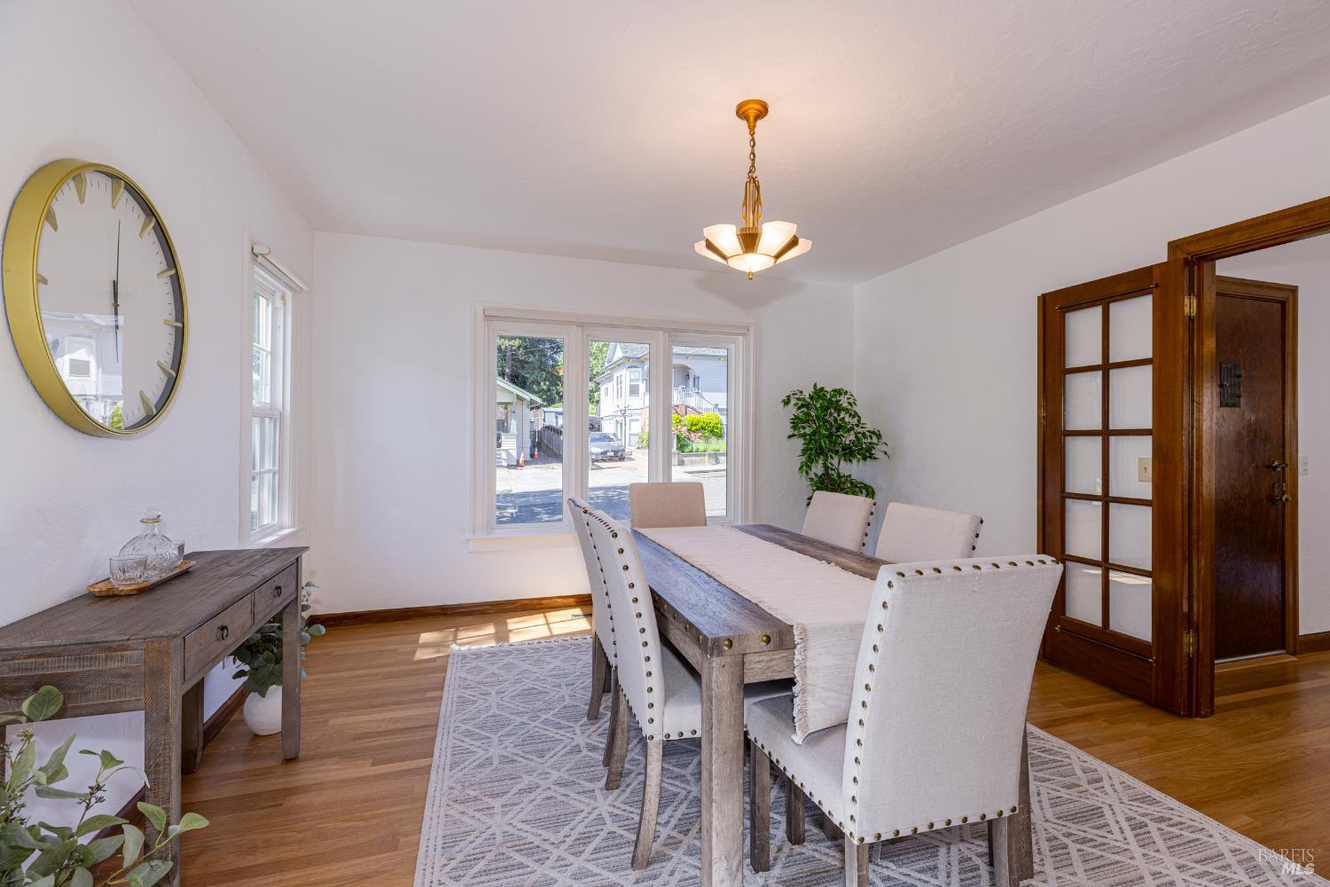 Detail Gallery Image 16 of 52 For 31 Laurel Ave, Petaluma,  CA 94952 - 2 Beds | 1/1 Baths