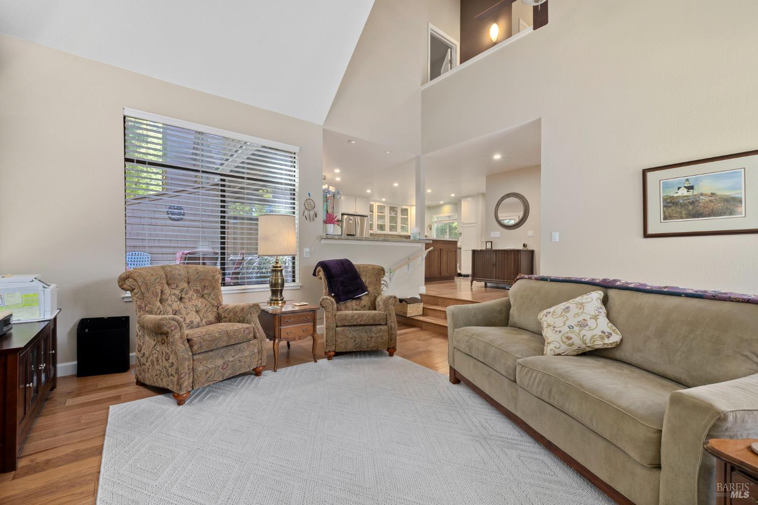 Detail Gallery Image 19 of 36 For 3376 Parker Hill Rd, Santa Rosa,  CA 95404 - 3 Beds | 3 Baths