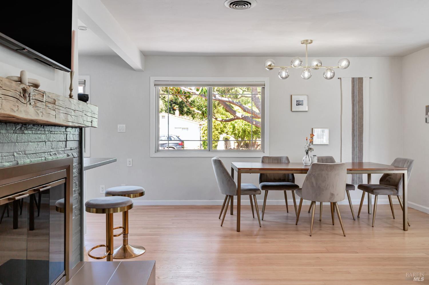 Detail Gallery Image 23 of 47 For 836 Wilmac Ave, Novato,  CA 94947 - 3 Beds | 1/1 Baths