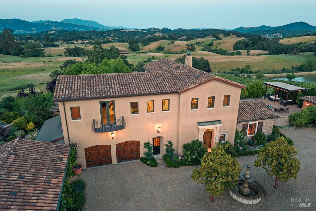 Detail Gallery Image 5 of 62 For Address Is Not Disclosed, Healdsburg,  CA 95448 - 3 Beds | 3/3 Baths