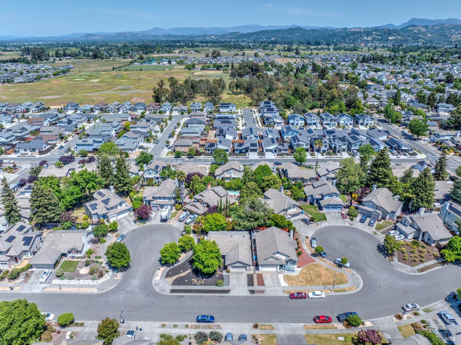 Detail Gallery Image 35 of 40 For 2269 Dancing Penny Way, Santa Rosa,  CA 95403 - 3 Beds | 2 Baths