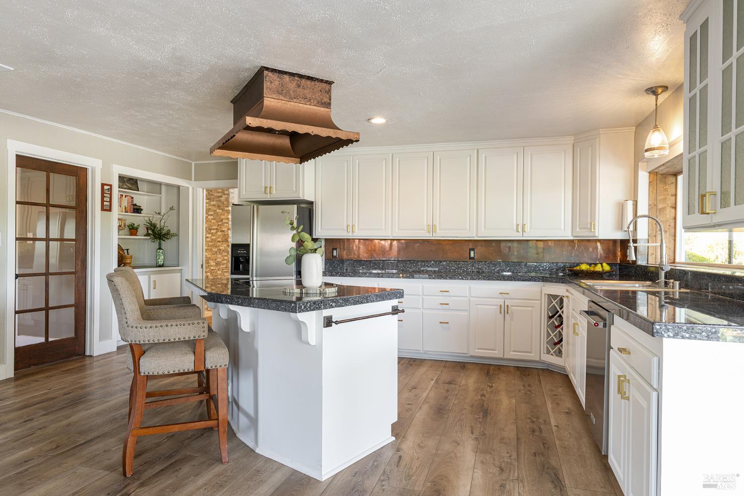 Detail Gallery Image 20 of 64 For 10505 Cherry Ridge Rd, Sebastopol,  CA 95472 - 3 Beds | 3/1 Baths