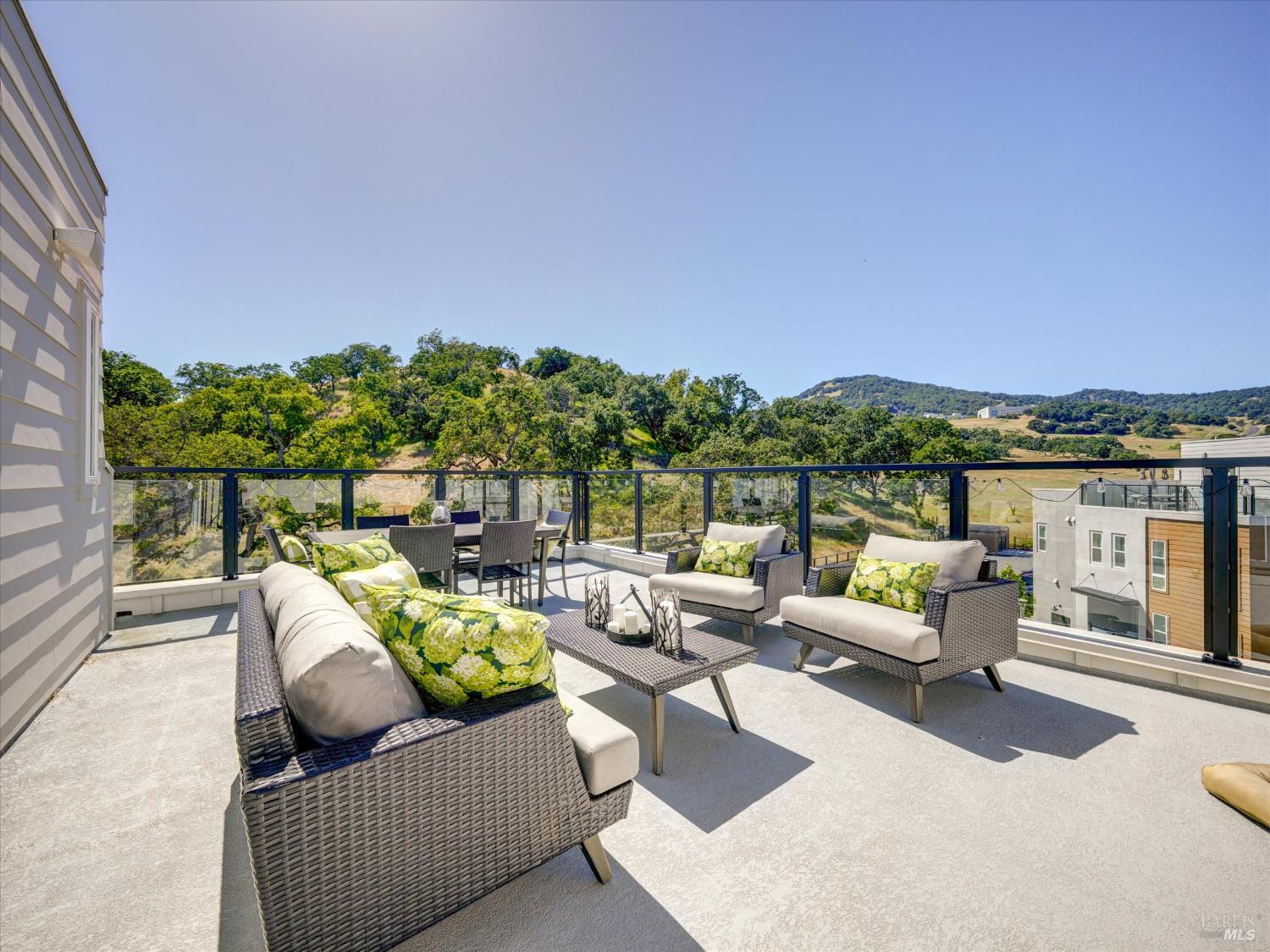 Detail Gallery Image 29 of 41 For 226 Verandah Ave, Novato,  CA 94945 - 3 Beds | 2/1 Baths