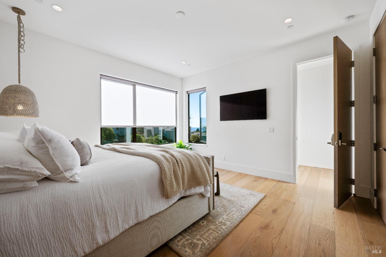 Detail Gallery Image 22 of 46 For 176 Cypress Loop, Bodega Bay,  CA 94923 - 4 Beds | 4/1 Baths
