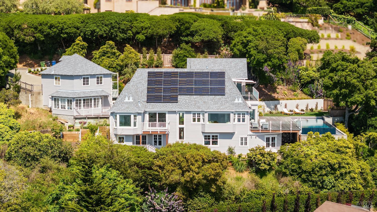 Detail Gallery Image 55 of 64 For 22 Eucalyptus Rd, Belvedere,  CA 94920 - 5 Beds | 4/2 Baths