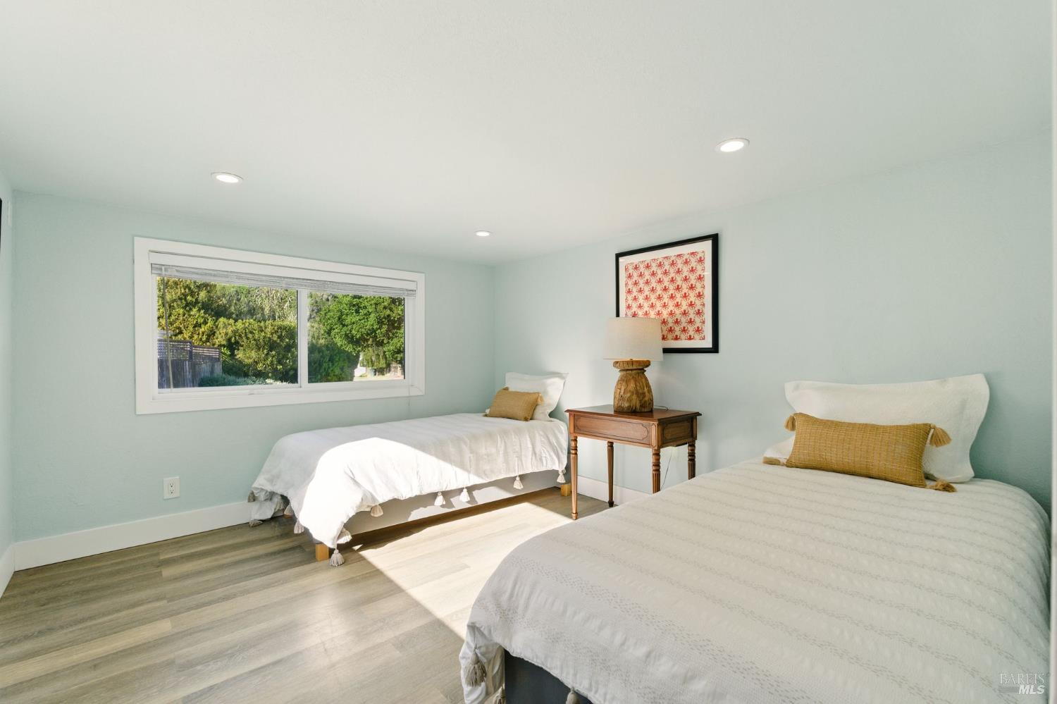 Detail Gallery Image 17 of 43 For 8 Rafael Patio Unkn, Stinson Beach,  CA 94970 - 3 Beds | 2 Baths
