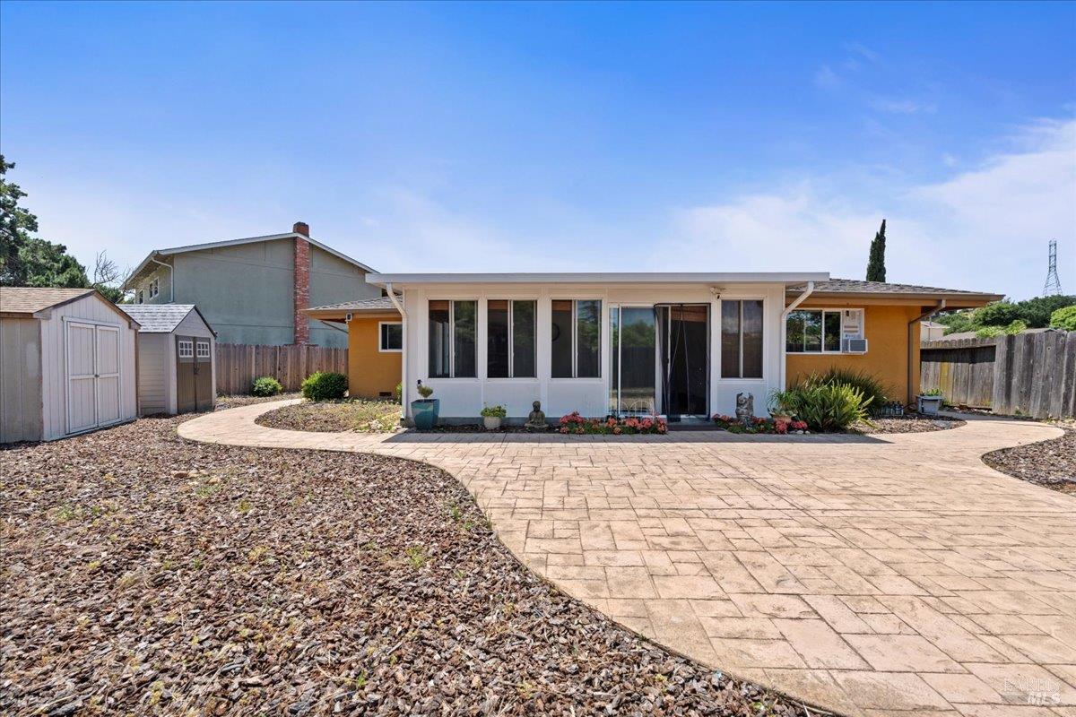 Detail Gallery Image 25 of 31 For 112 Aragon Ct, Vallejo,  CA 94591 - 3 Beds | 2 Baths