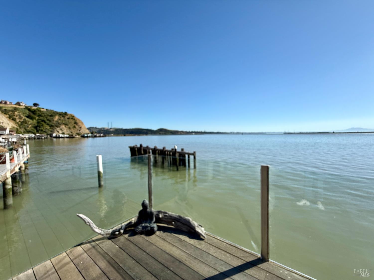 Detail Gallery Image 29 of 31 For 4 Sandy Beach Rd, Vallejo,  CA 94590 - 3 Beds | 3 Baths