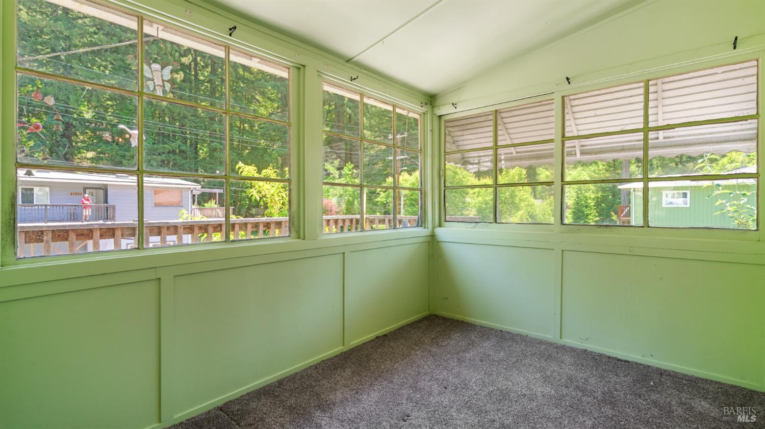 Detail Gallery Image 10 of 20 For 20226 Willow Rd, Monte Rio,  CA 95462 - 1 Beds | 1 Baths