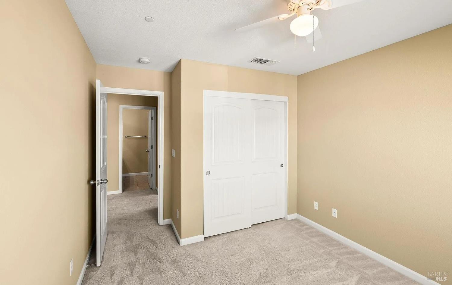 Detail Gallery Image 8 of 15 For 2121 Nokota Dr, Fairfield,  CA 94534 - 5 Beds | 3 Baths