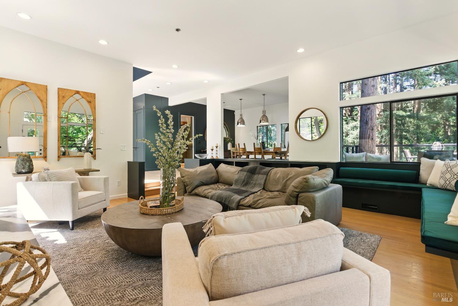Detail Gallery Image 11 of 97 For 119 Marguerite Ave, Mill Valley,  CA 94941 - 6 Beds | 4/1 Baths