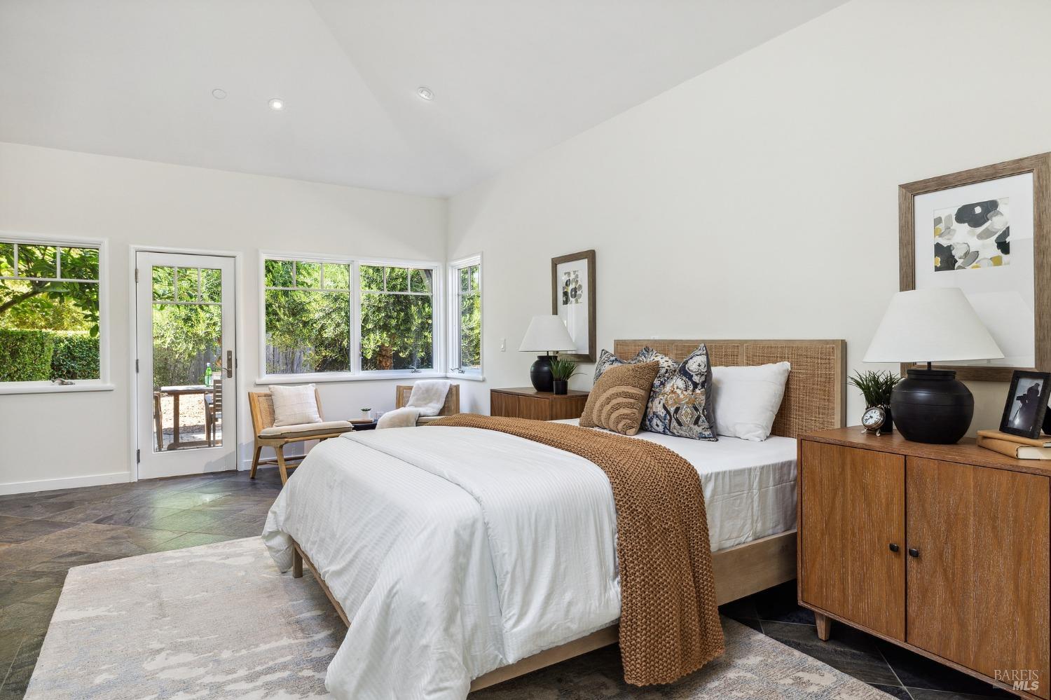Detail Gallery Image 37 of 56 For 41 Cypress Rd, Point Reyes Station,  CA 94956 - 4 Beds | 4/1 Baths