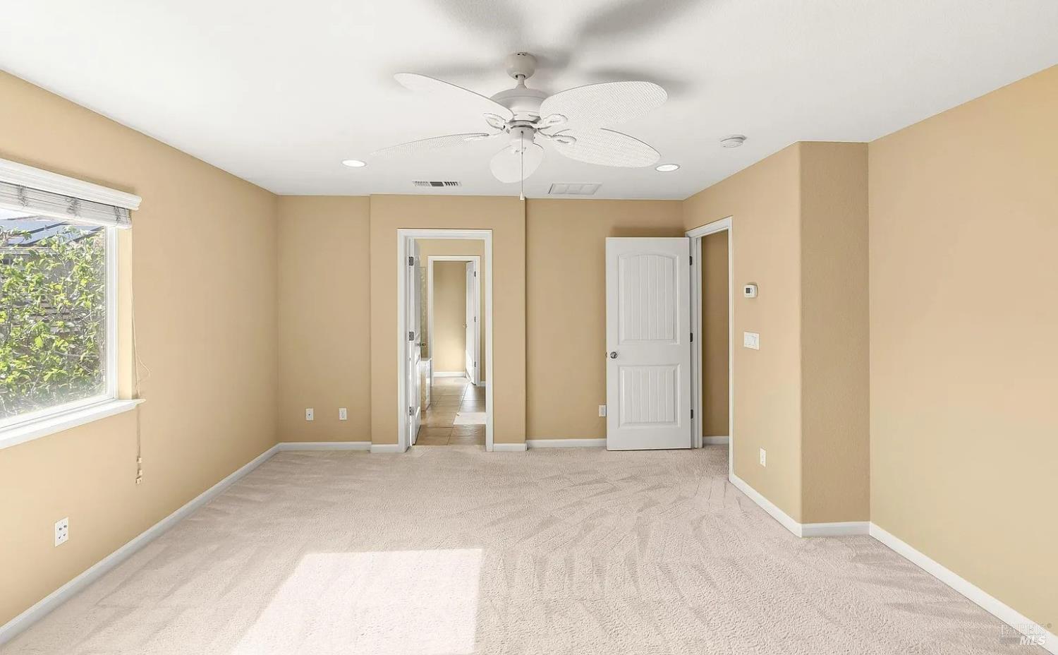 Detail Gallery Image 9 of 15 For 2121 Nokota Dr, Fairfield,  CA 94534 - 5 Beds | 3 Baths